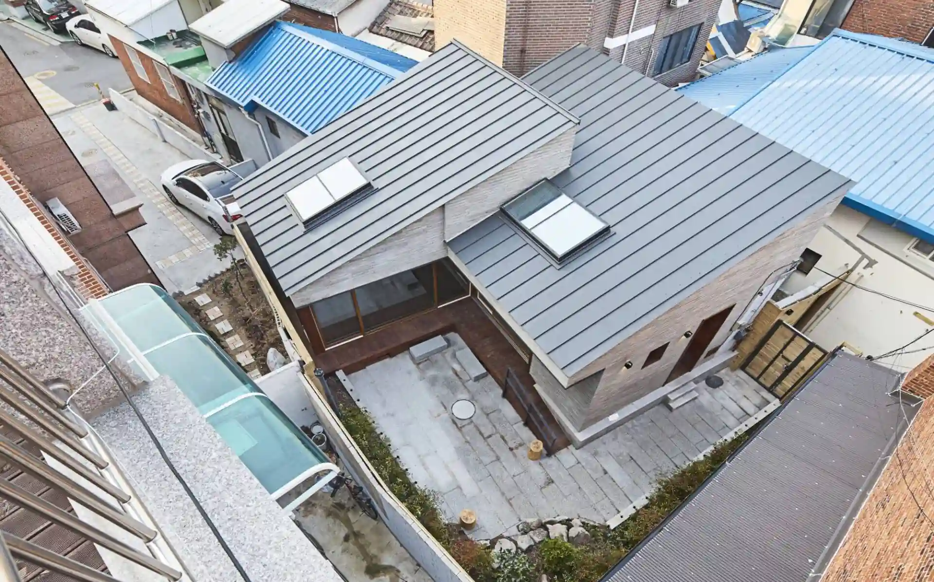 Ngôi nhà thuộc sở hữu của một gia đình 3 người tại Seoul, Hàn Quốc