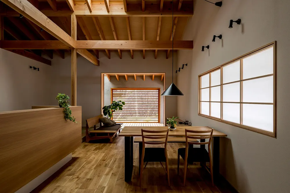 Đa số nhà phong cách Nhật Bản đều theo chủ nghĩa tối giản, mỗi vật dụng trong nhà đều có vị trí và mục đích riêng.